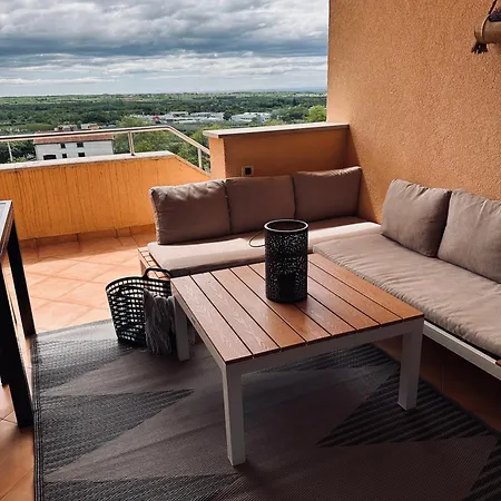 Casa Lara בית נופש Kaštelir